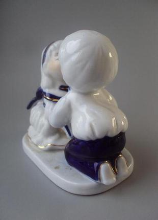Фигура фарфор германия em exclusive collection поцелуй детки целующиеся дети №10349