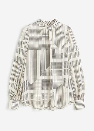 Нова блуза h&m