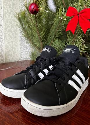 Adidas original unisex 40р
