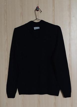 Чорний вовняний светр aquascutum