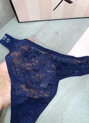 Стрінги з логотипом та камінчиками wink з високим вирізом. pink. victoria's secret. оригінал 🇺🇸3 фото
