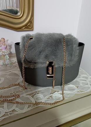 Красивая сумочка с мехом madame vera