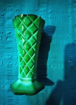 Мини вазочка винтаж прошлый век.малахитовое стекло