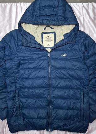 Красивый мужской пуховик hollister размер м,