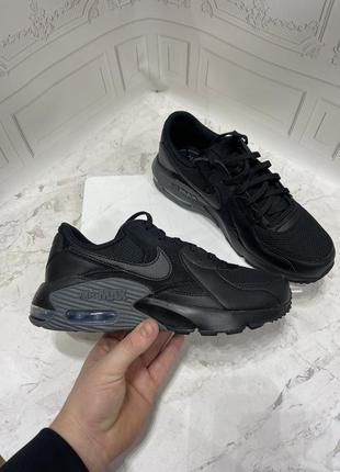 Nike acg mountain fly gore-tex green black