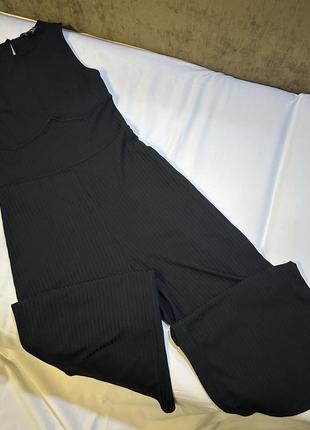 Красивый комбинезон в рубчик кюлотами new look