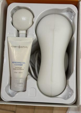 Набір для очищення обличчя clarisonic mia 2 white