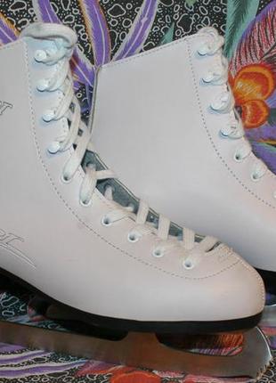 Фигурные коньки glider 4000