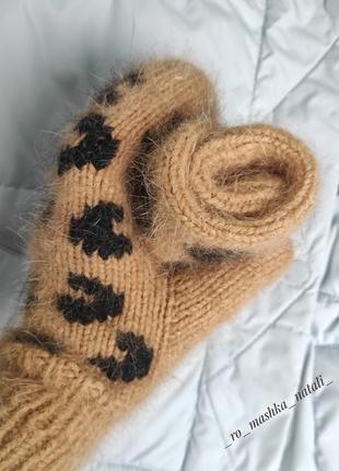 Варежки с леопардовым принтом