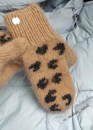 Варежки с леопардовым принтом