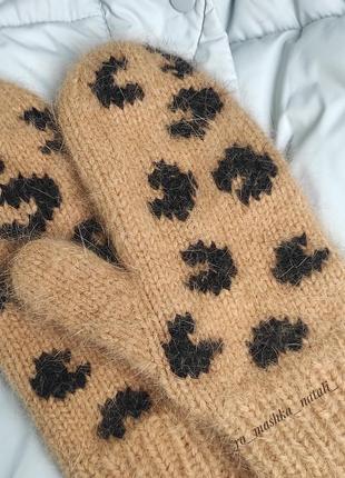 Варежки с леопардовым принтом