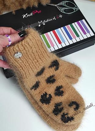 Варежки с леопардовым принтом