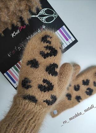 Варежки с леопардовым принтом