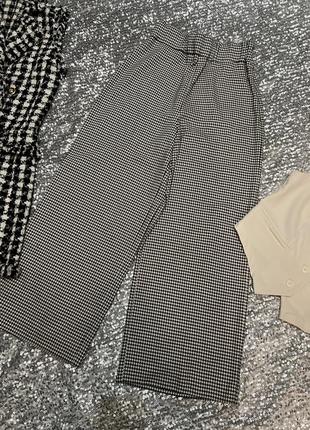 Милые❤️ укороченные широкие брюки zara m