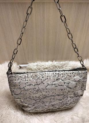 Красивая кожаная сумка creaciones. испания
