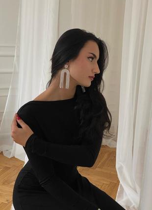 Серьги стразы вечерние новогодние с каменями праздничные длинные серебристые белые