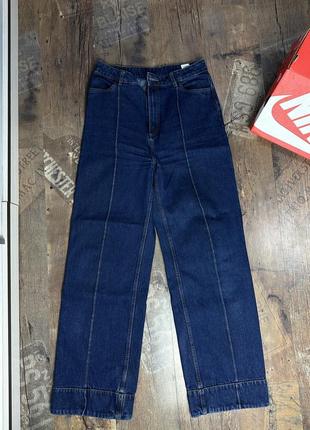 Женские джинсы reserved