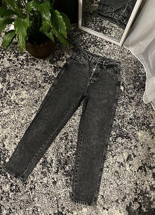 Stradivarius джинсы мом 32 размер
