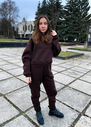 Спортивный женский костюм на флисе