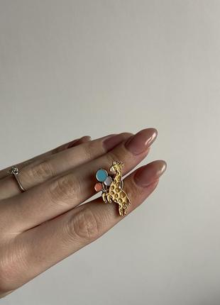 Пин значок металлический брошь жирафа с воздушными пулями