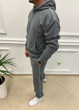 Чоловічий костюм8 фото