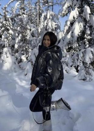 Пуховик zara чорний глянцевий