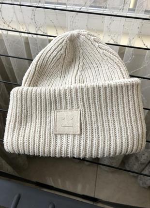Молочная шапка от кacne studios