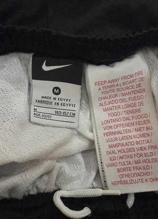 Підліткові спортивні футбольні шорти lose nike( оригінал) у двох розмірах4 фото