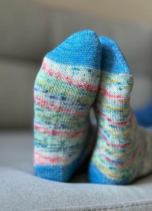 Вязаные носки ручной работы