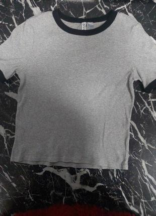 Футболка унисекс..divided, h&m.