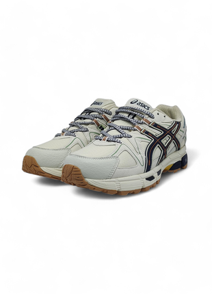 Зимние кроссовки asics