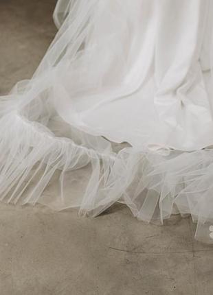 Свадебная фата с рюшами для невесты.