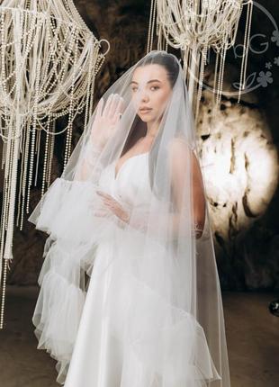 Свадебная фата с рюшами для невесты.