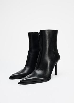 Zara кожаные ботинки на тонких каблуках
