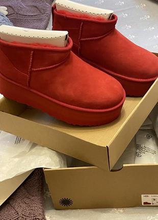 Ugg оригинал из сша  9 размер (40)