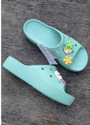 Зручні шльопанці crocs 
на танкетке,  легкі , та зручні