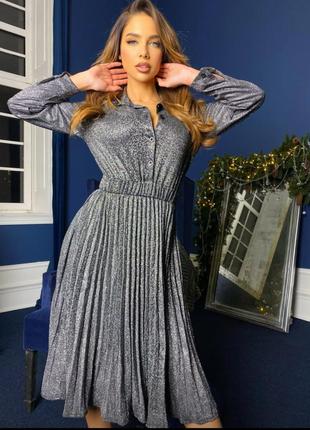 Сукня блискуча