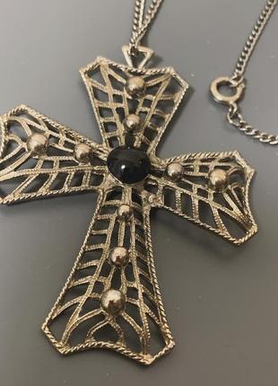 Крестик на цепочке3 фото