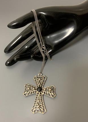 Крестик на цепочке10 фото