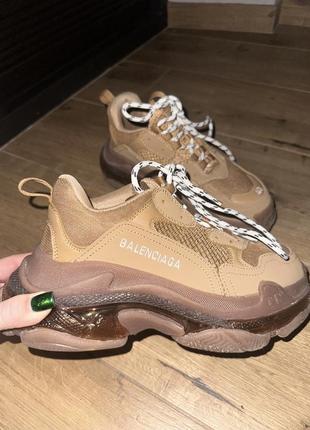 Balenciaga triple s кросівки