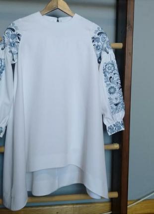 Платье вышивка