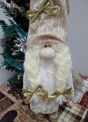 Новогодний гном