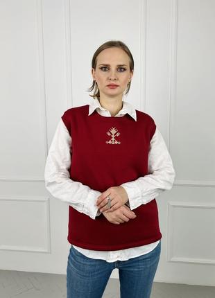 Жилетка утеплена, кольору вишні