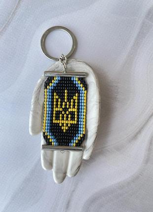 Брелок,брелок из бисера,тризуб,патриотический.
