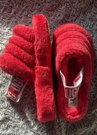 Шльопанці пухнасті ugg fluff yeah logo slides red