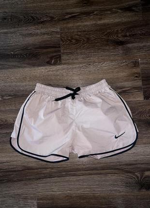 Женские шорты nike