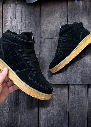 Зимові чоловічі черевики