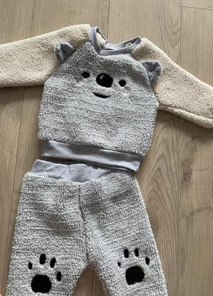 Плюшевий костюм