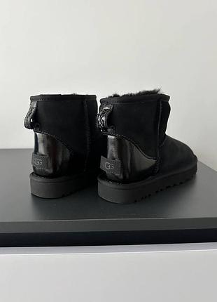 Угги угги угги ugg classic mini black metallic lacquer