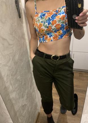 Топ завязывается сзади